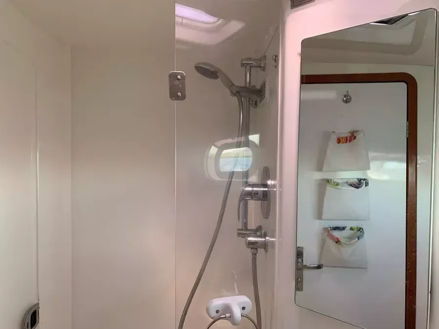 Leopard 46 | Mahi Mahi