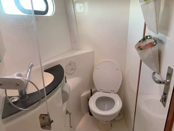 Leopard 46 | Mahi Mahi