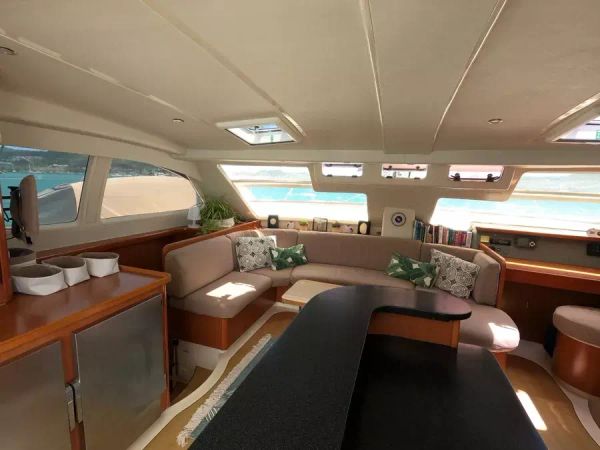 Leopard 46 | Mahi Mahi