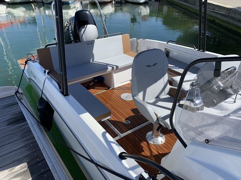 Beneteau Flyer 8 Sundeck | Xalar
