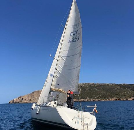 Beneteau First 31.7 | Avispa 3