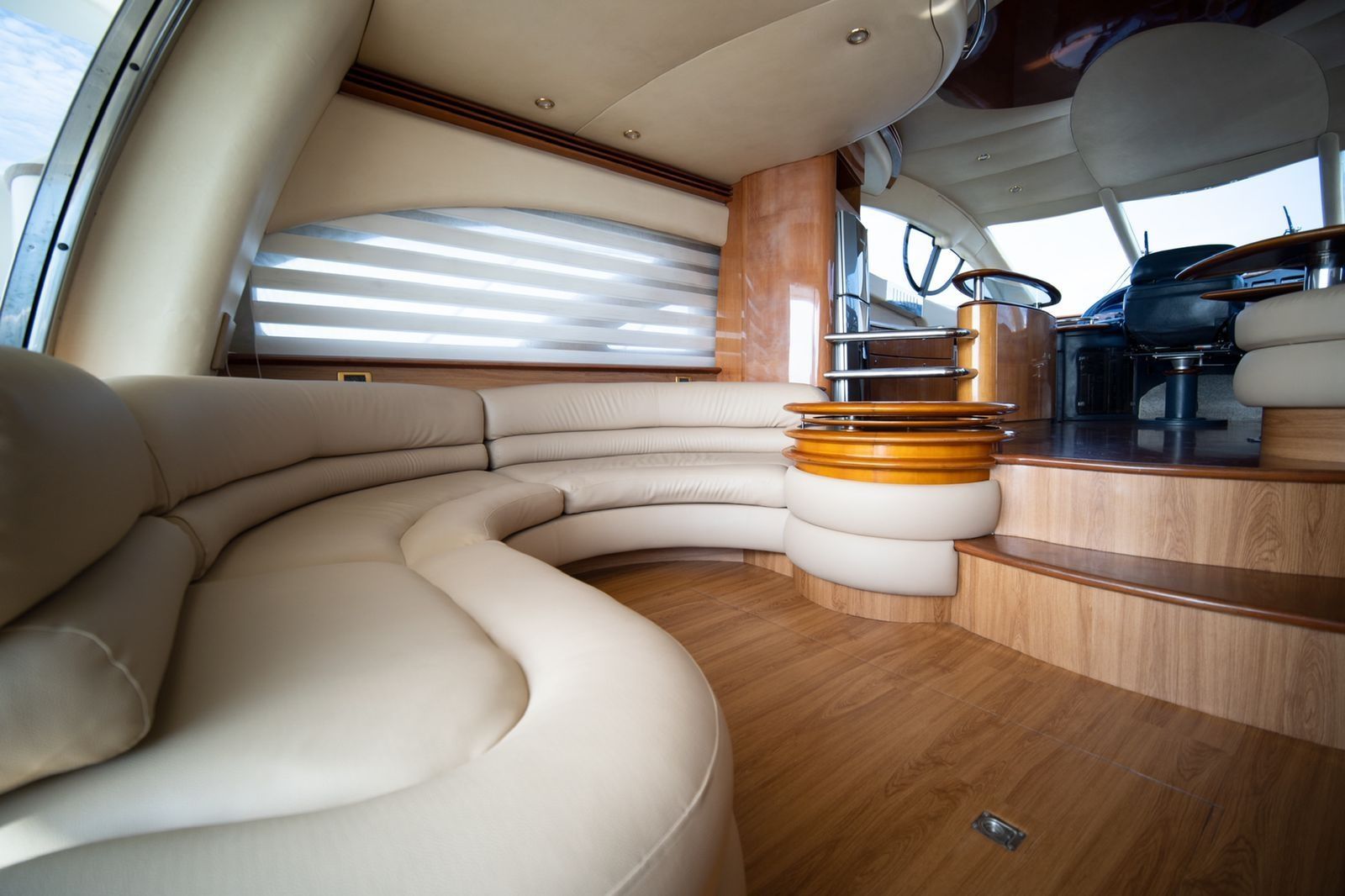 Azimut 55 | Freeland