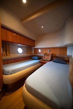 Azimut 55 | Freeland