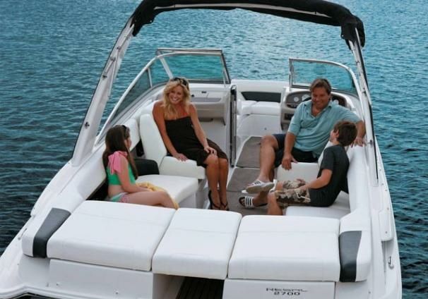 Regal 2700 | Queen of Tortuga