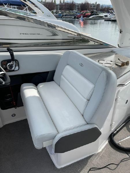 Regal 2700 | Queen of Tortuga