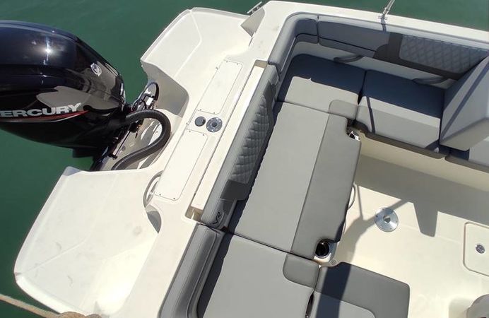 Bayliner VR4 OE | Atlas