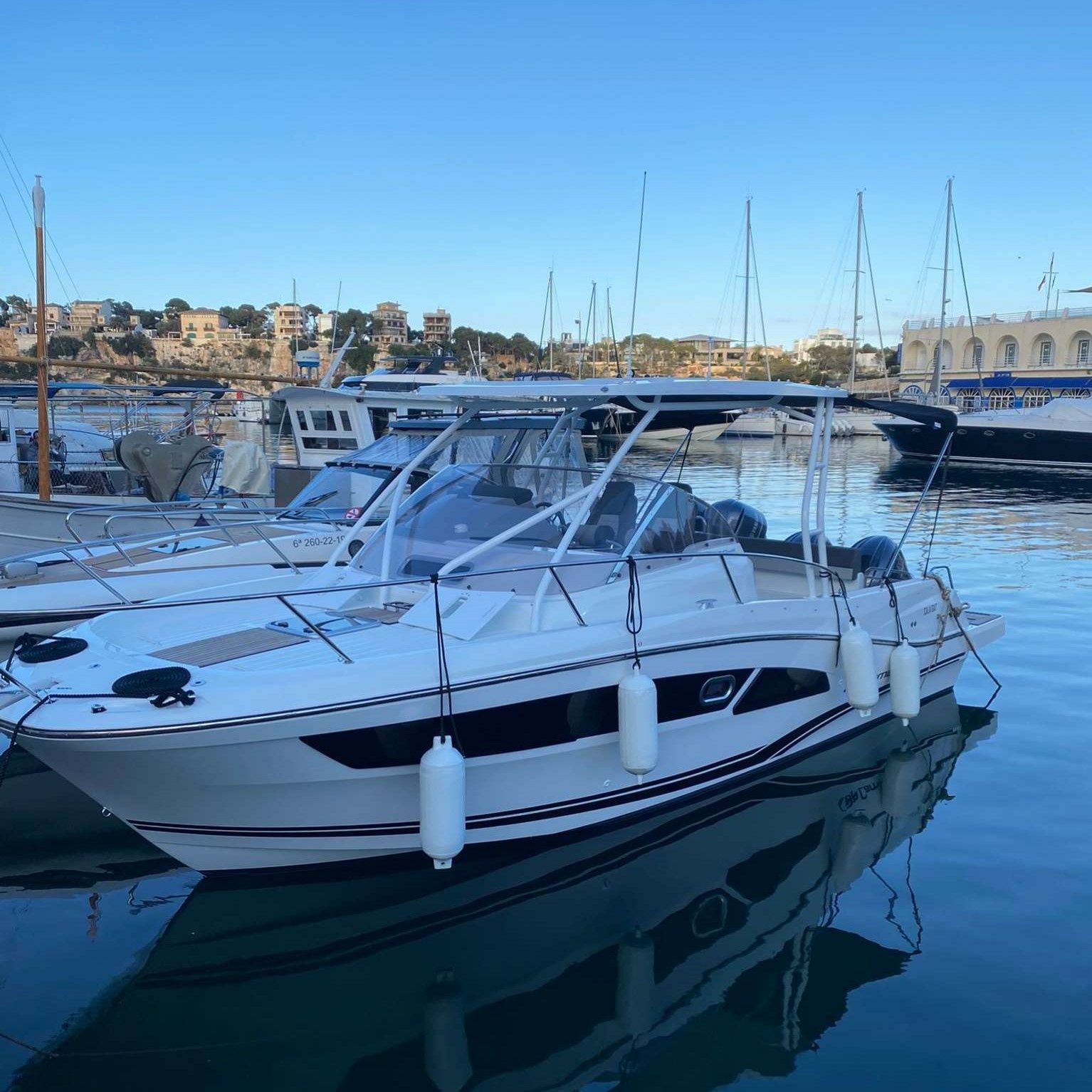 Jeanneau Cap Camarat 9.0 | Es Carbo