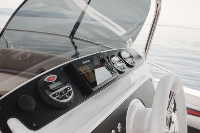 Orizzonti Syros 190 | Maris 21