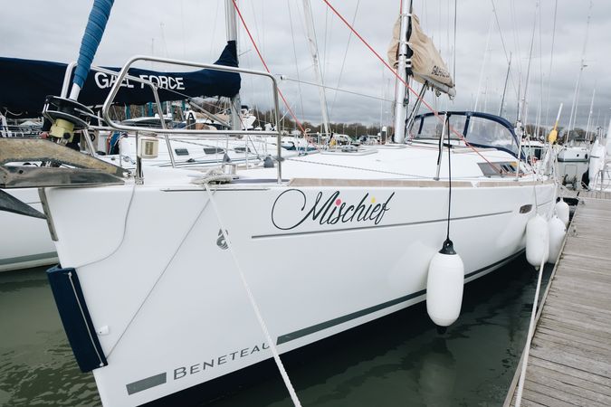 Beneteau Oceanis 37 | Mischief of Hamble