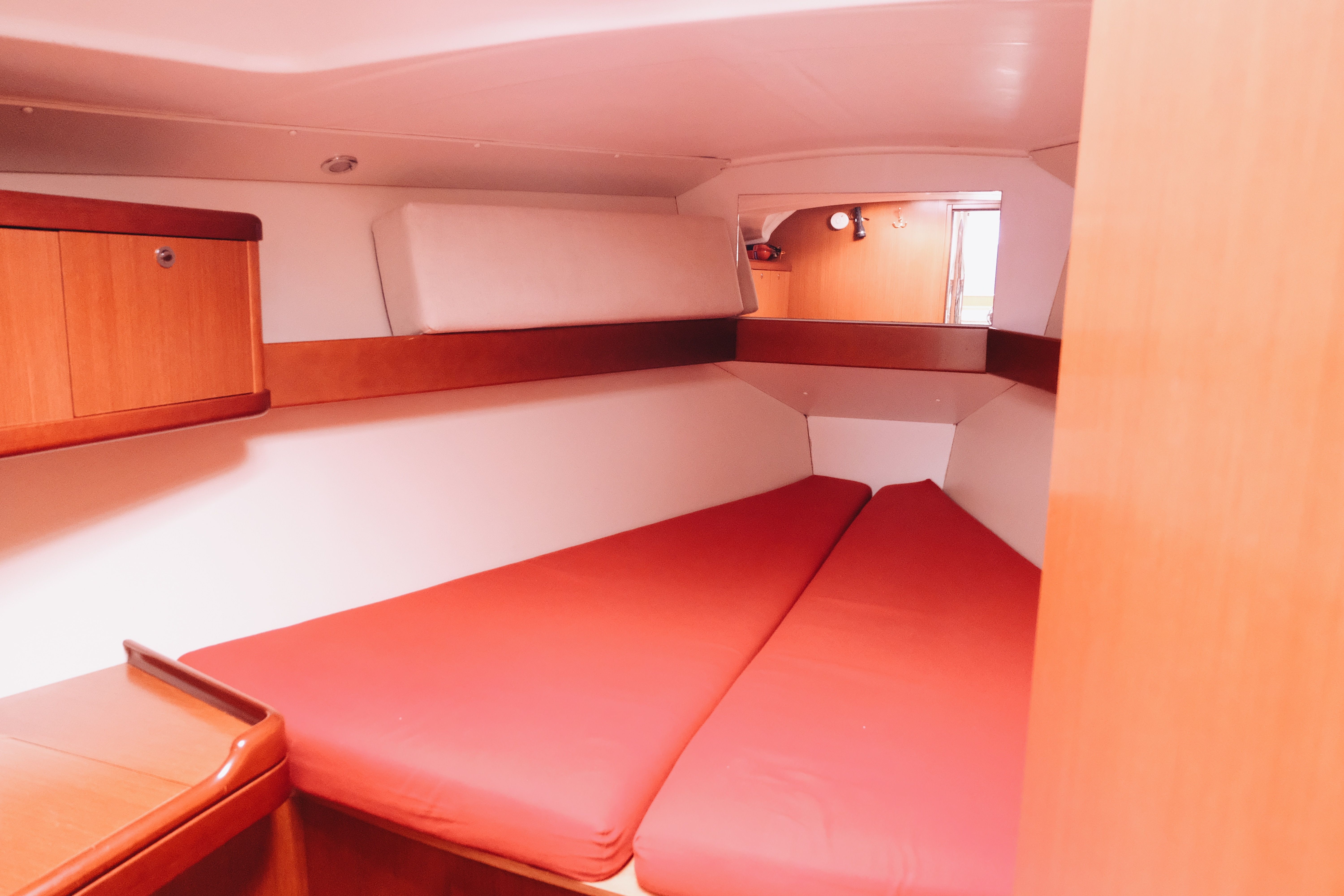 Beneteau Oceanis 37 | Mischief of Hamble