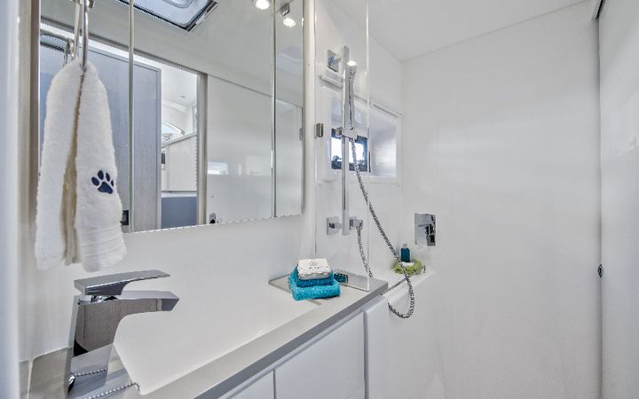 Leopard 43 PC | Virginea