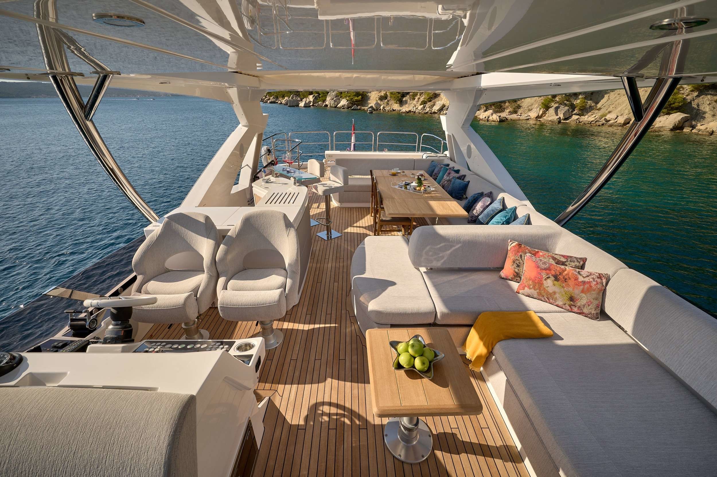 Sunseeker 76 | Hideaway