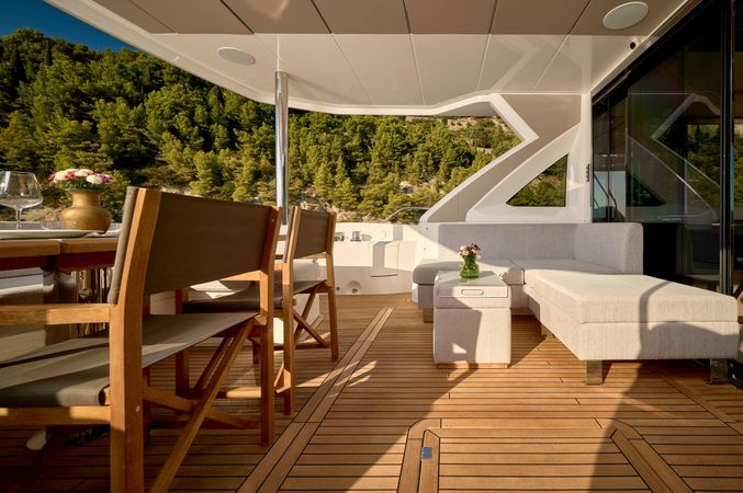 Sunseeker 76 | Hideaway