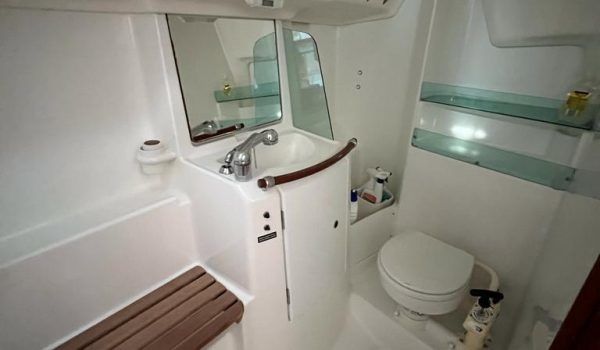 Beneteau Oceanis 323 | India