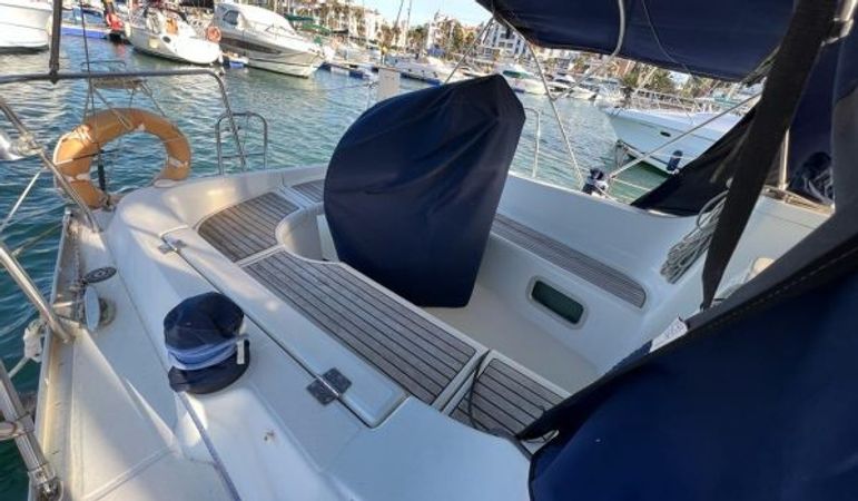 Beneteau Oceanis 323 | India