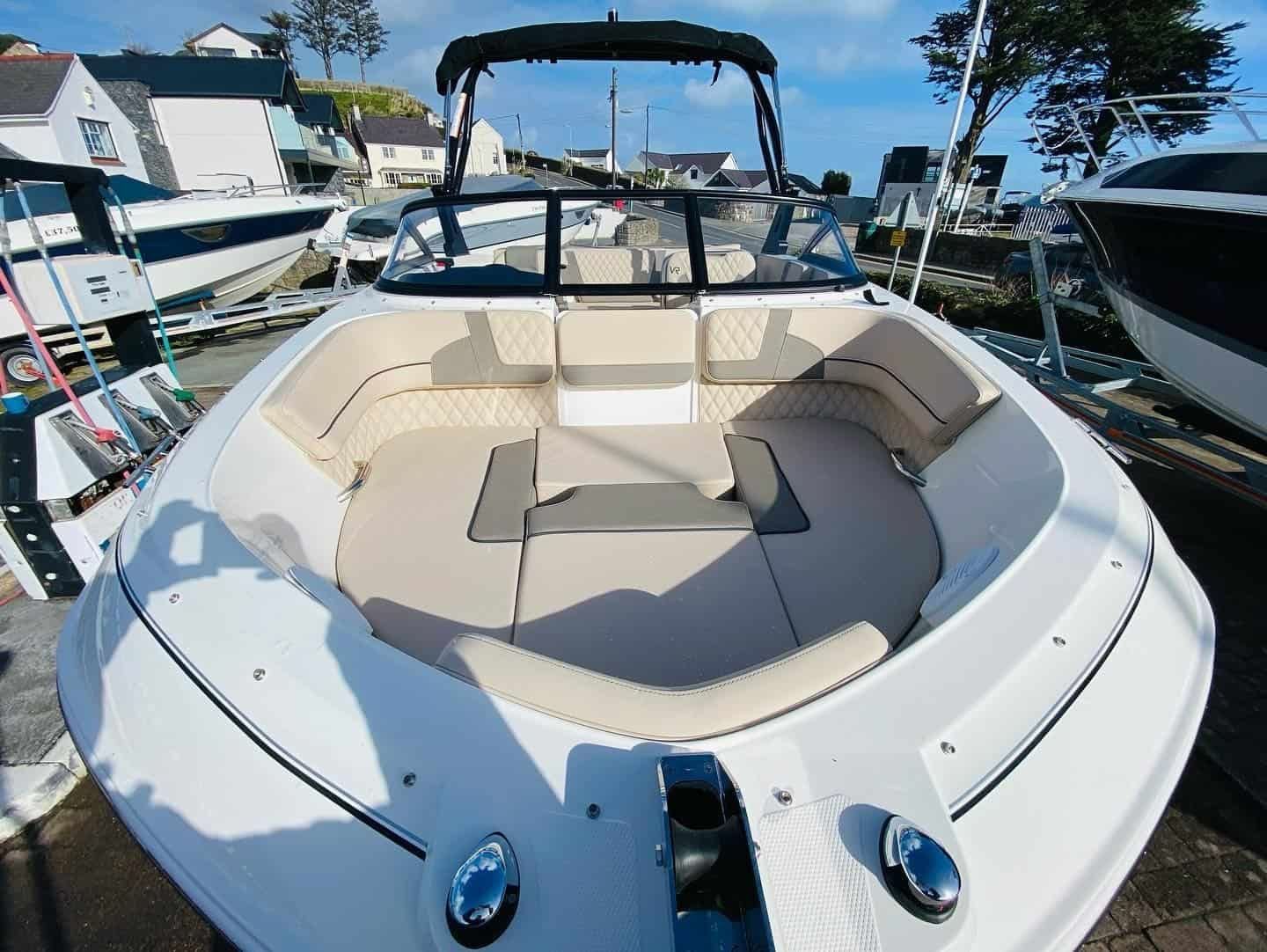 Bayliner VR5 | Mando
