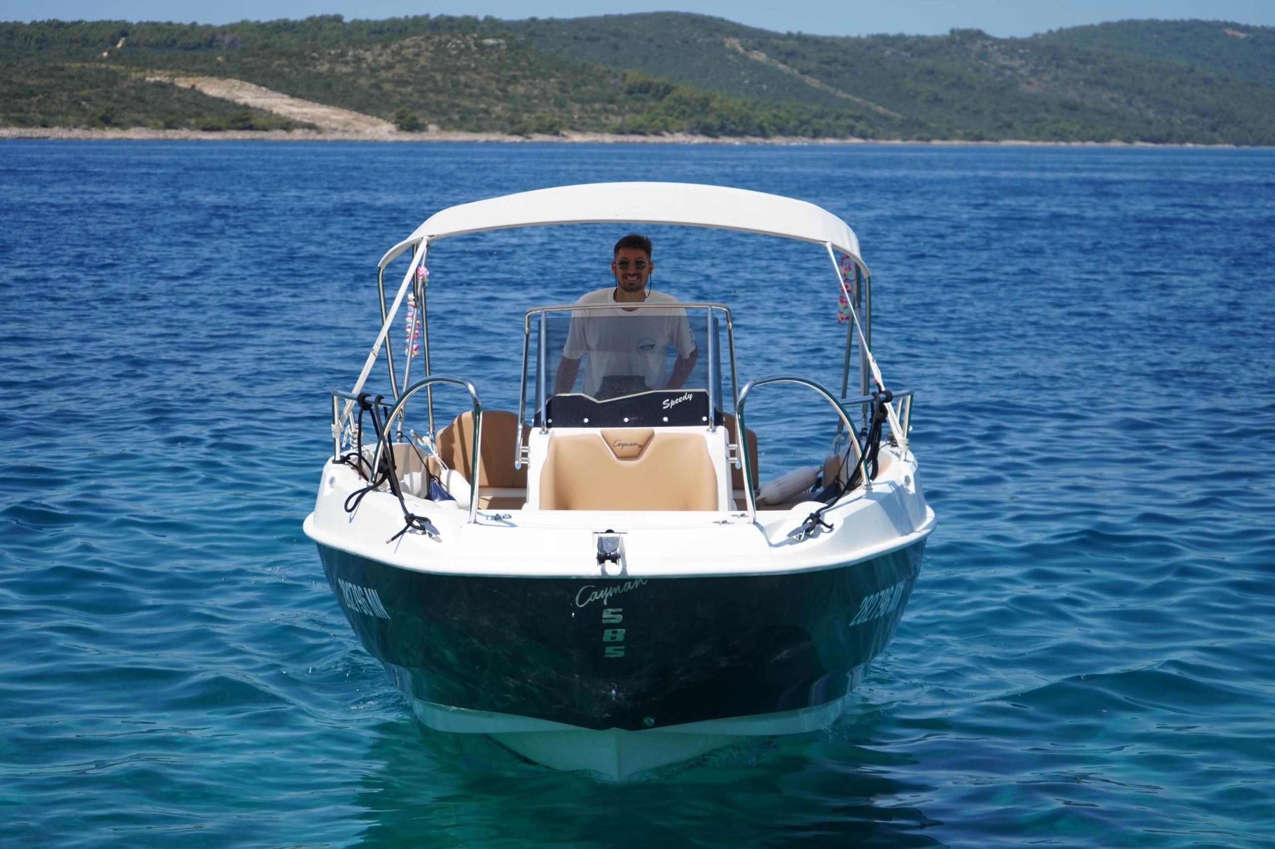 Speedy Cayman 585 | Delux