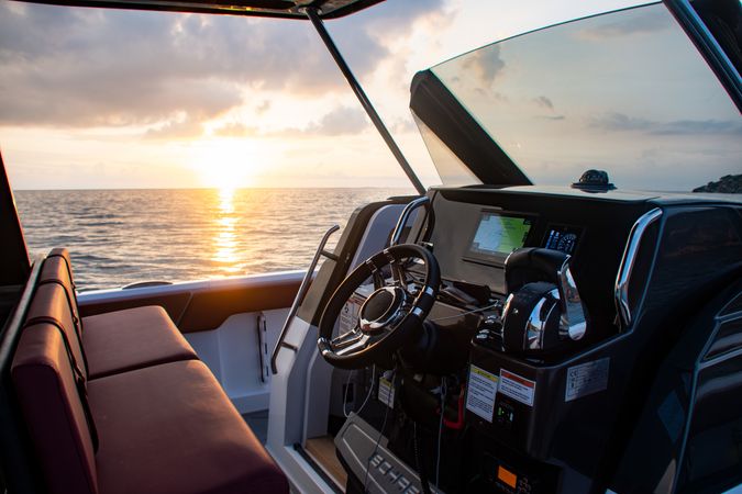 Schaefer Yachts V33 | Stellar