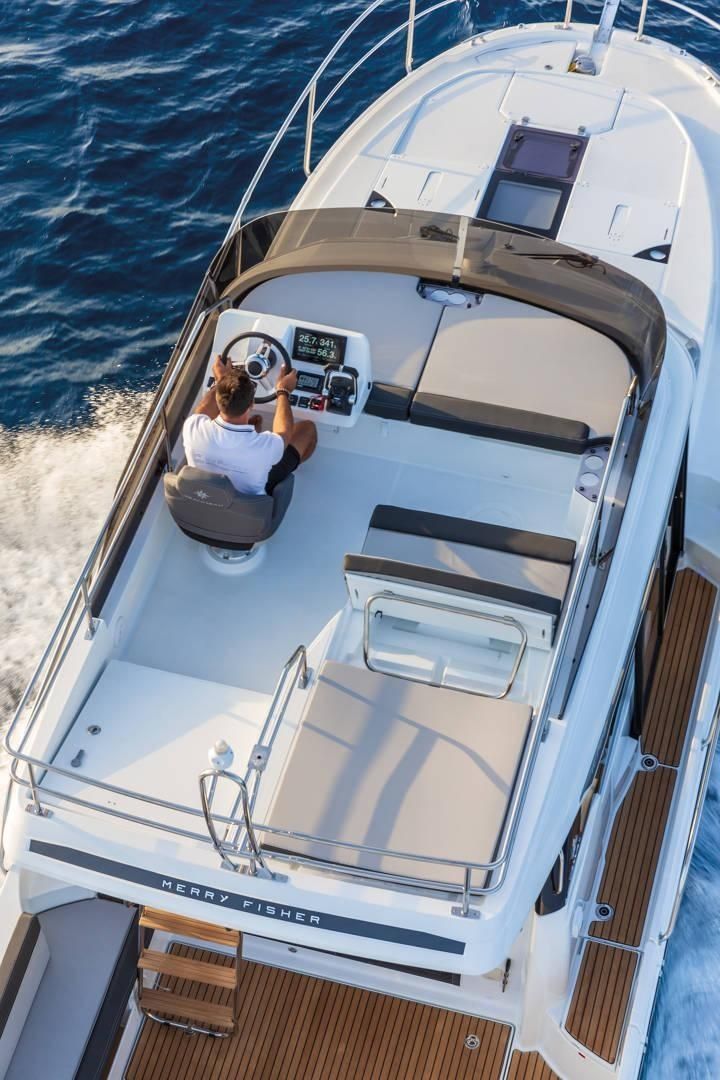 Jeanneau Merry Fisher 1095 | Fly