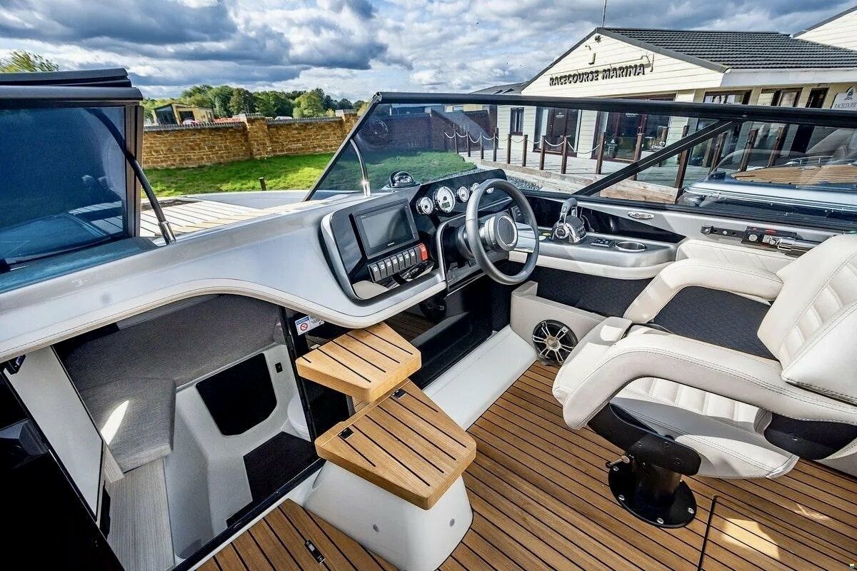 Cranchi E 26 | Fun der Hagen