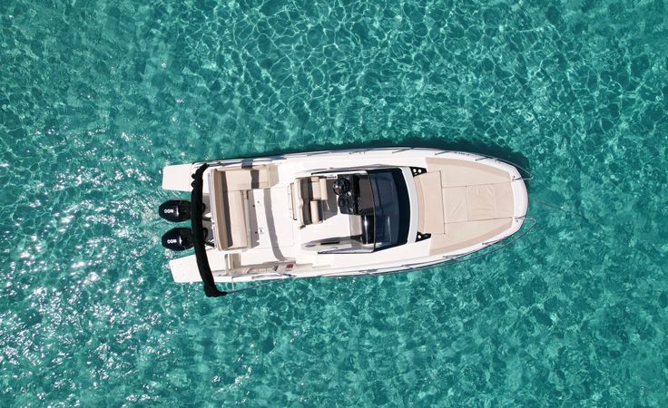 Quicksilver 875 | Luz