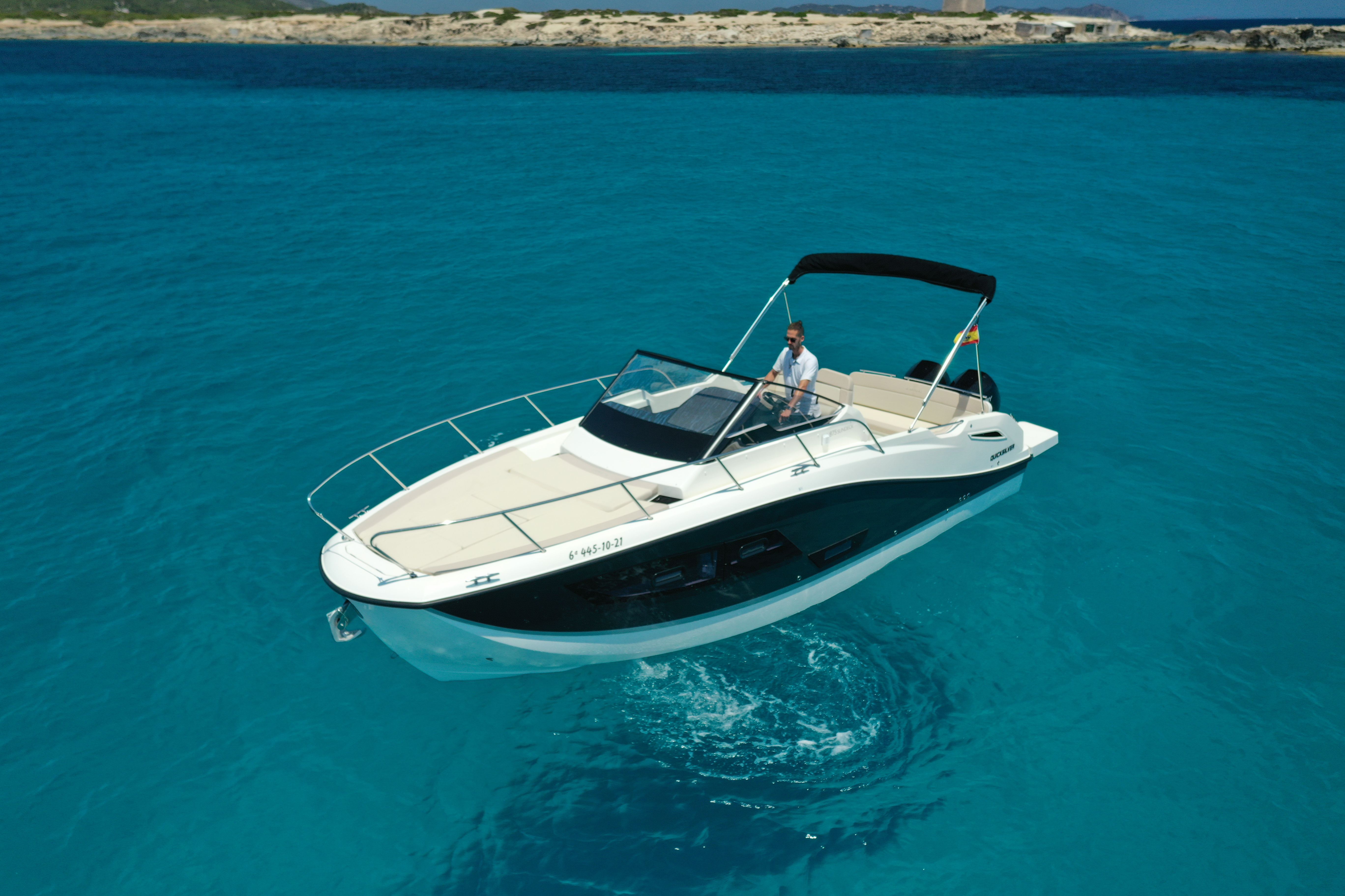 Quicksilver 875 | Luz