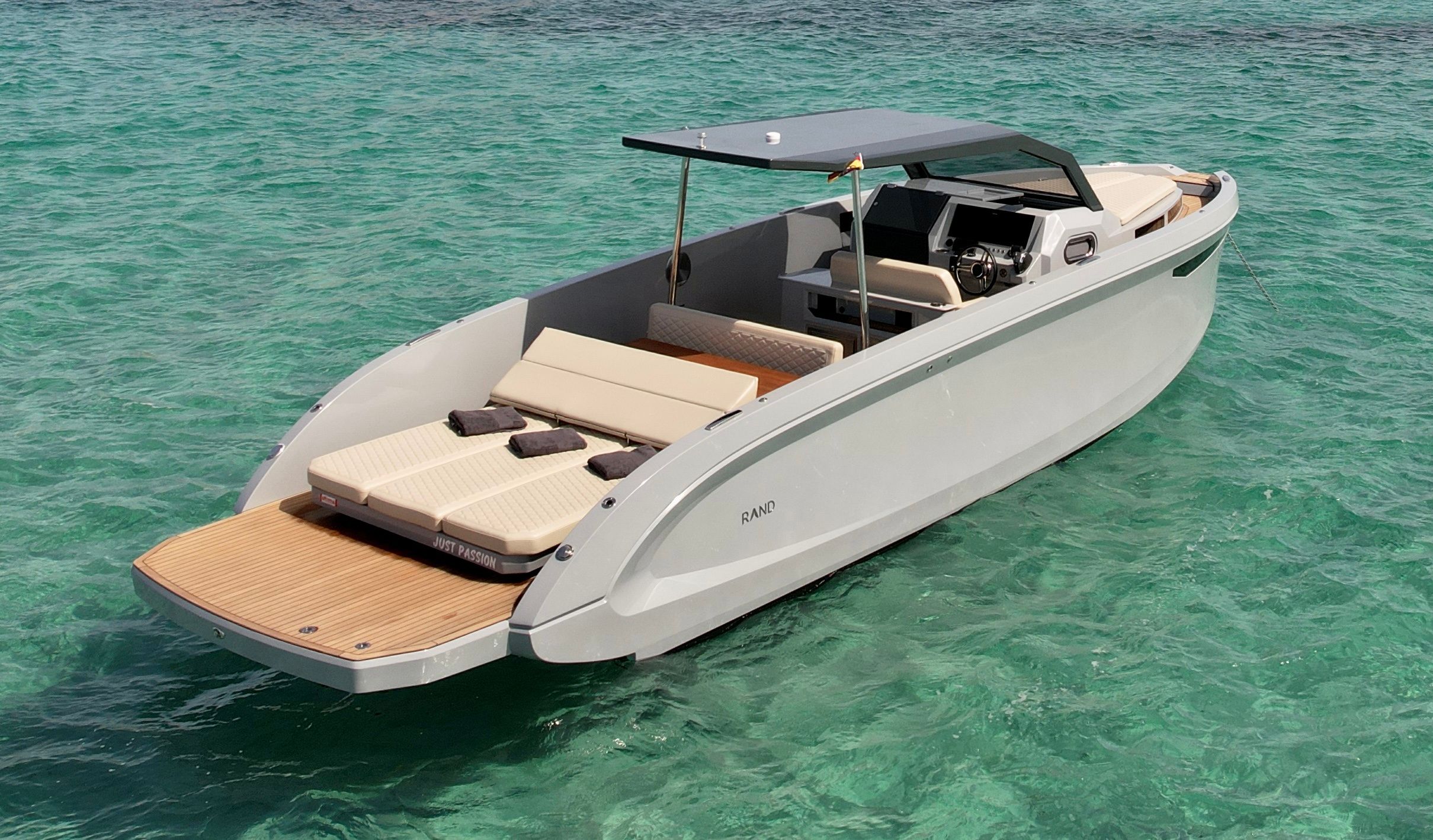 Rand Escape 30 | Just Passion