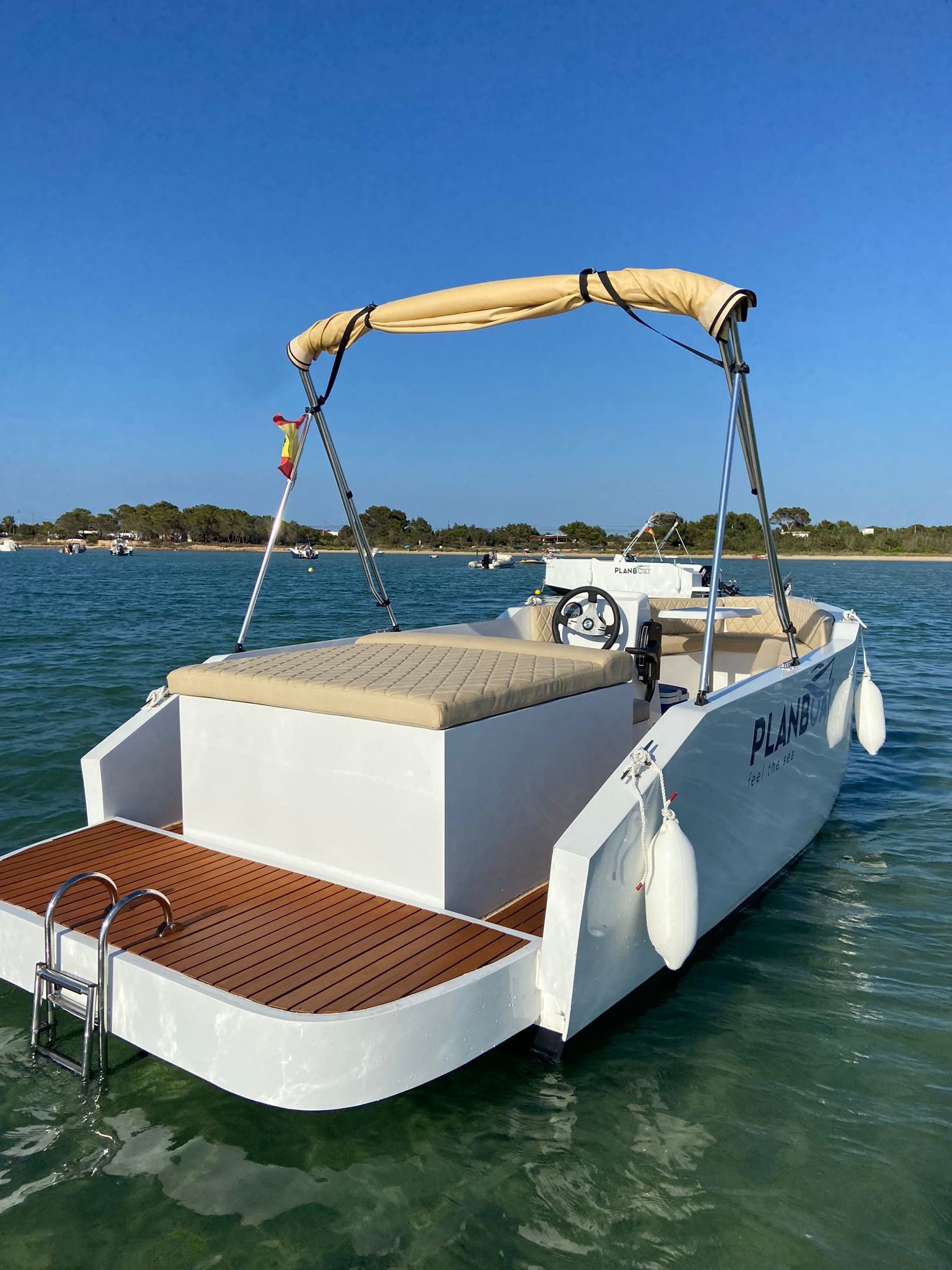 Boats Mak Cattleya X6 | 16