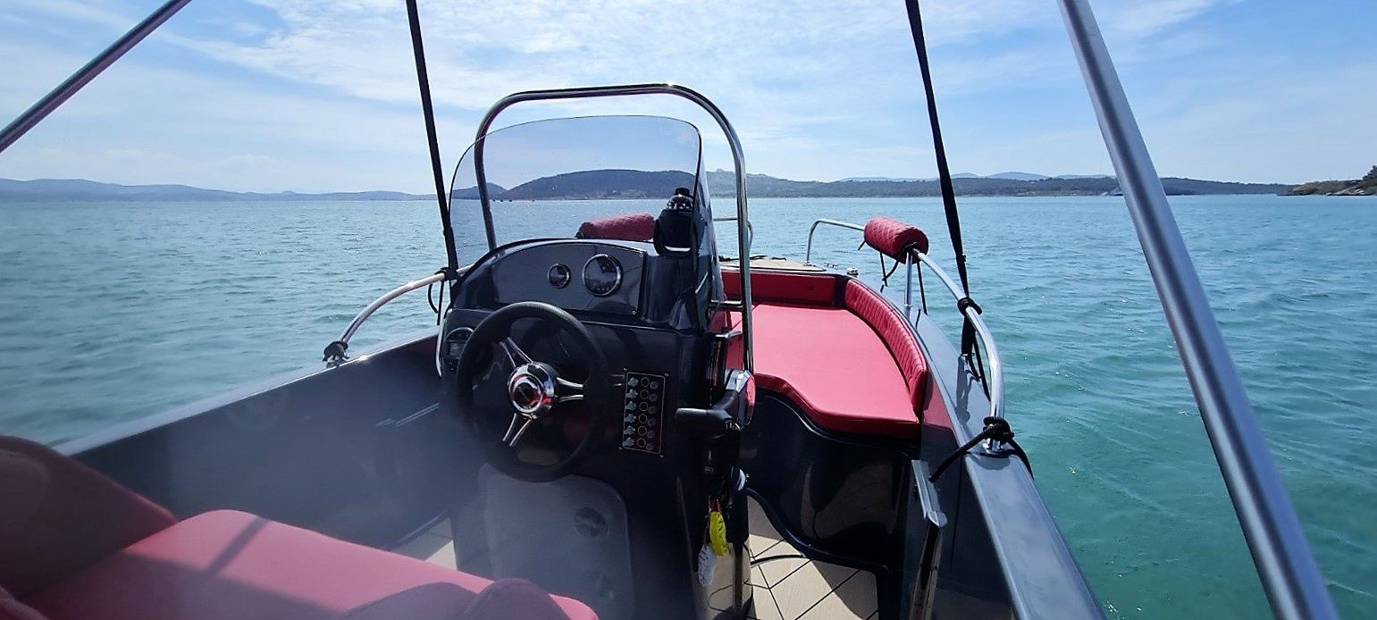 Karel Ithaca 550 | Marilia