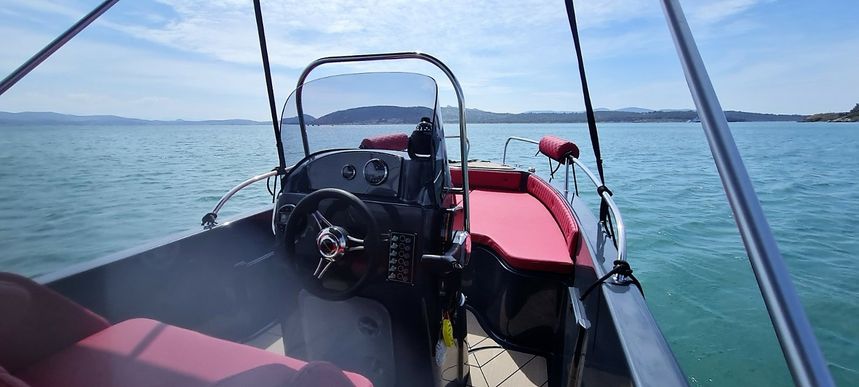 Karel Ithaca 550 | Marilia