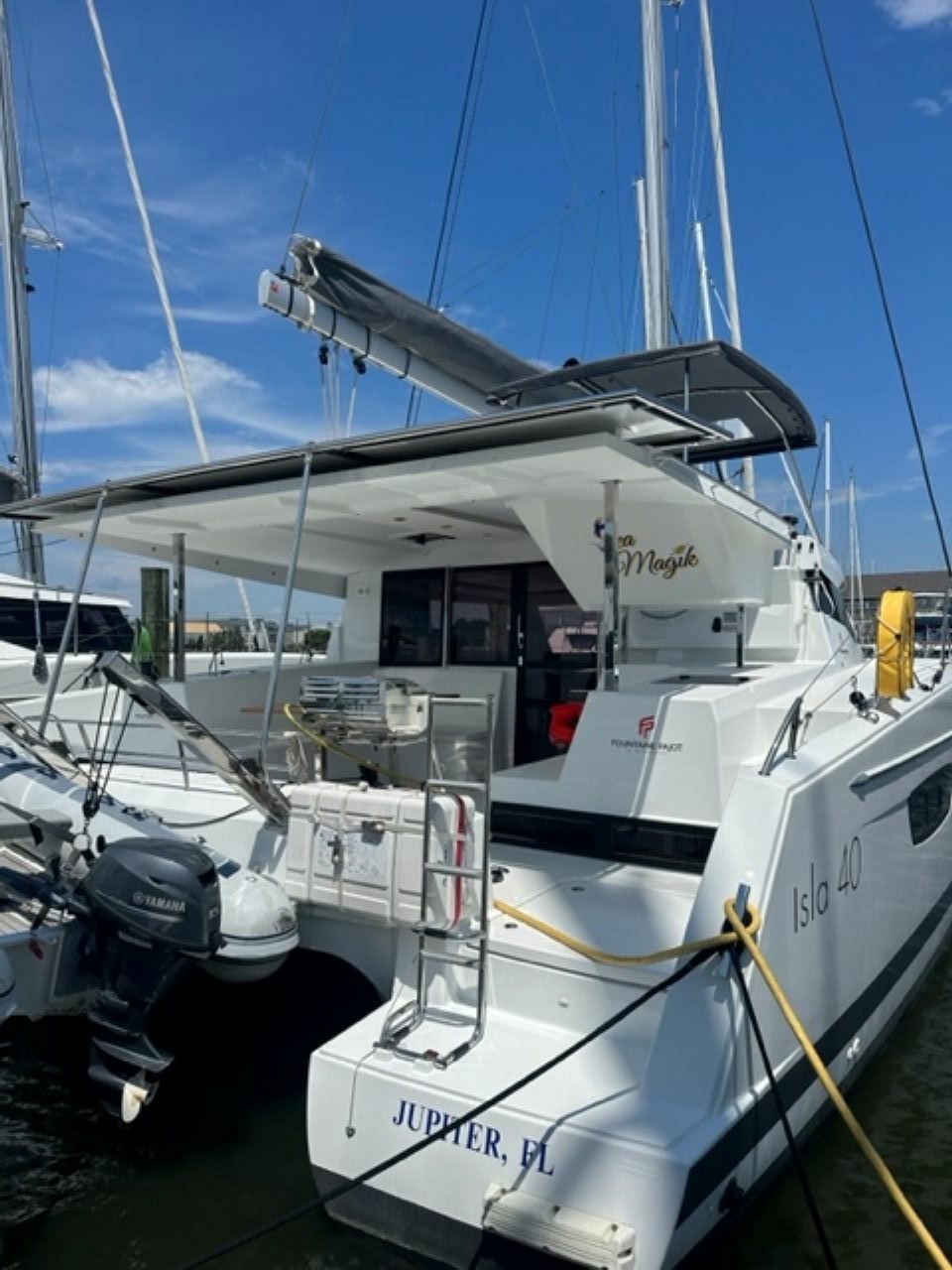 Fountaine Pajot Isla 40 | Sea Magik