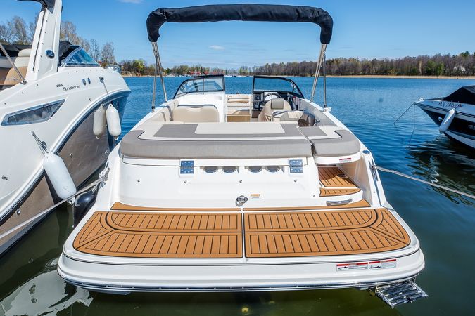 Bayliner VR6 E | 21