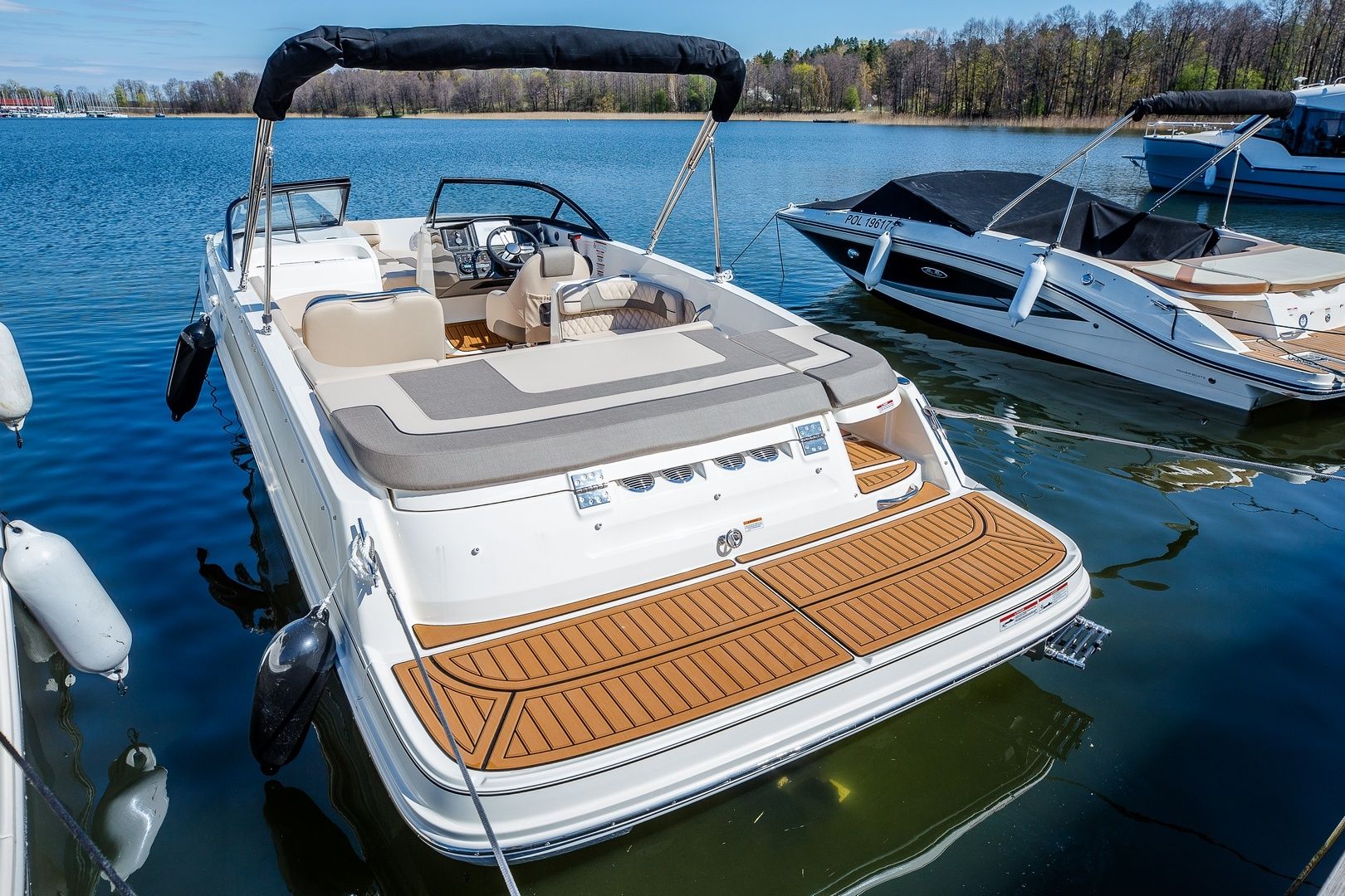 Bayliner VR6 E | 21