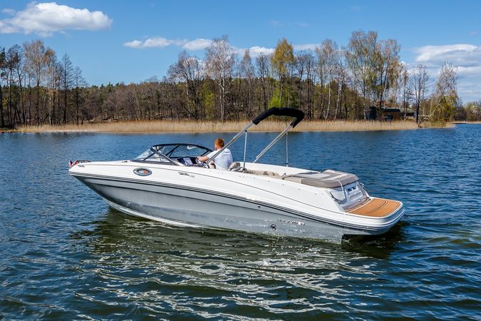 Bayliner VR6 E | 21
