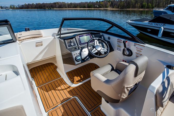 Bayliner VR6 E | 21