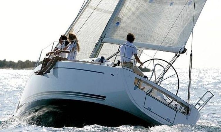 Dufour 34 | Tomboy