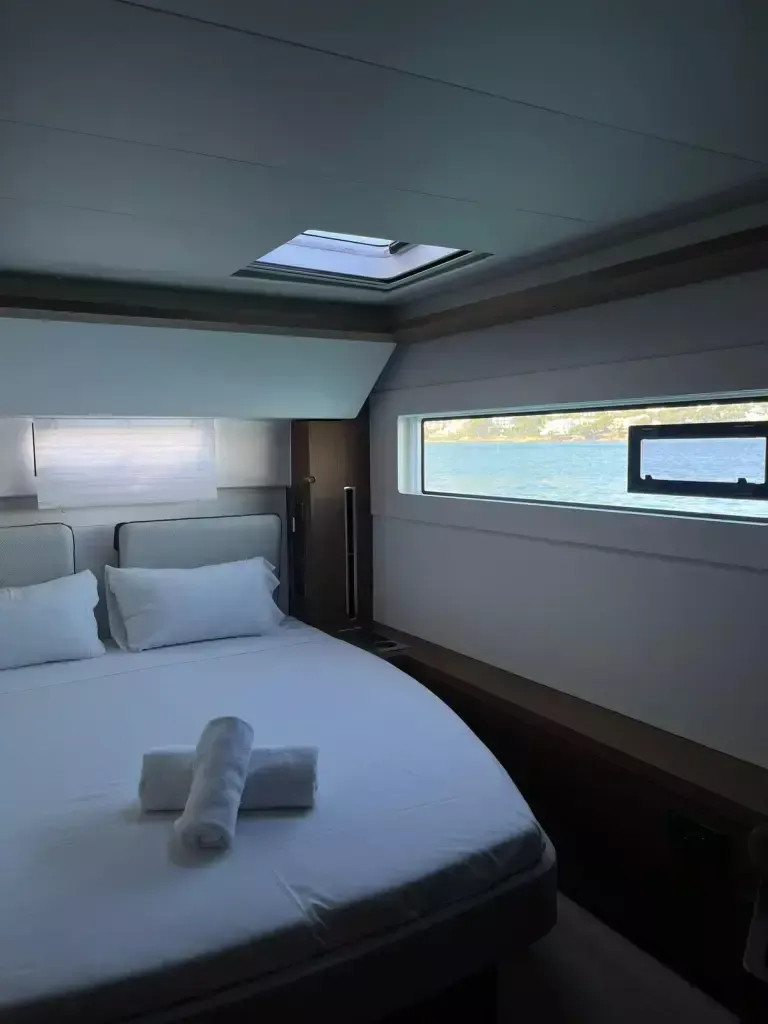 Lagoon 46 | Thirteen