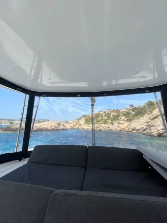 Lagoon 46 | Thirteen