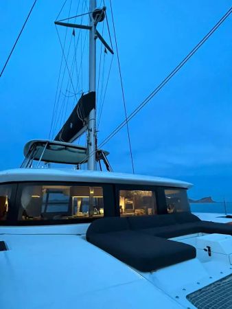 Lagoon 46 | Thirteen