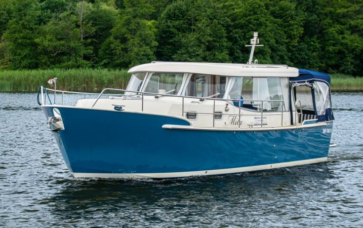 Brandsma Luna 30 | Mila