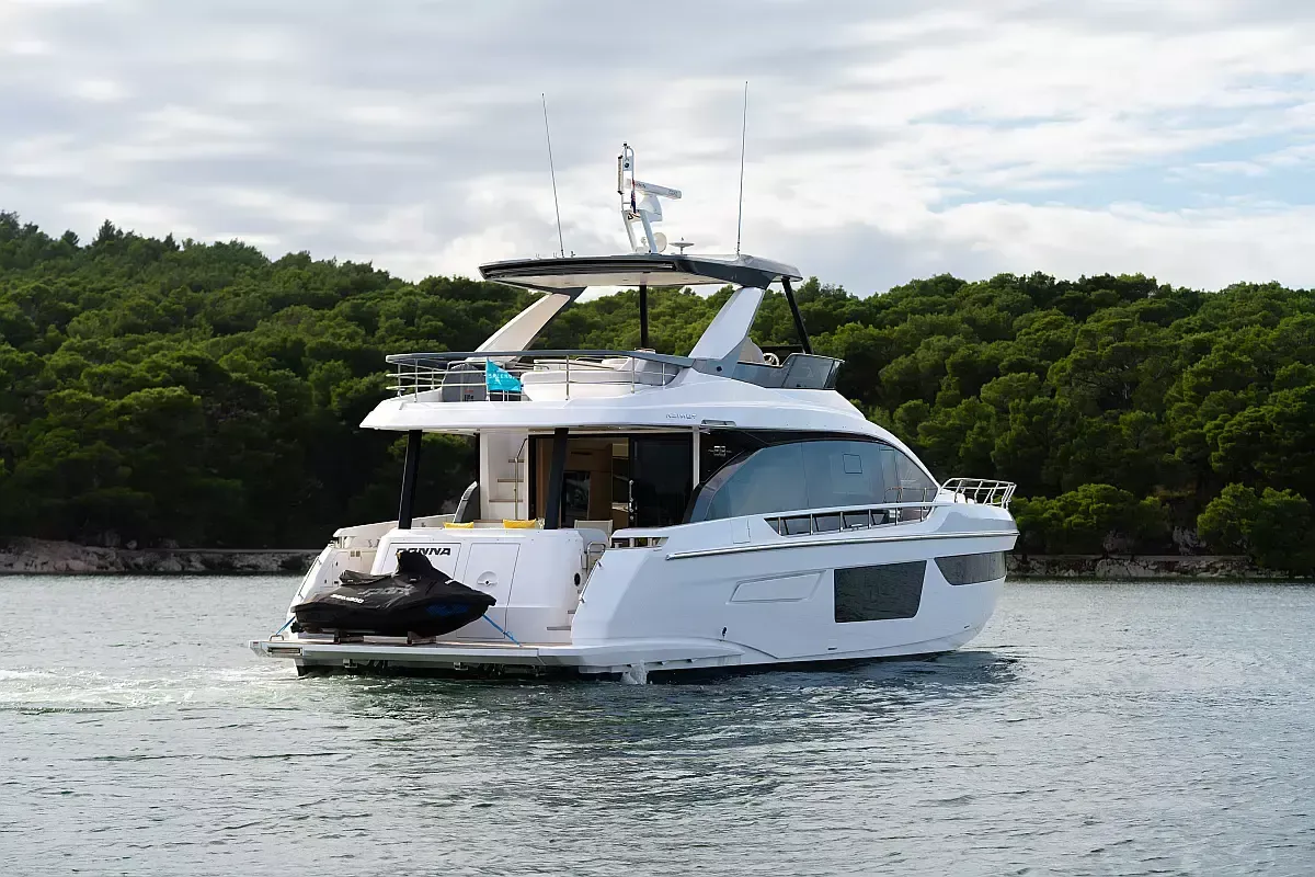 Azimut 68 | Donna