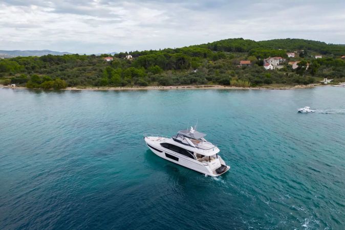 Azimut 68 | Donna
