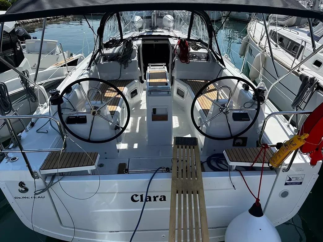 Beneteau Oceanis 34.1 | Clara