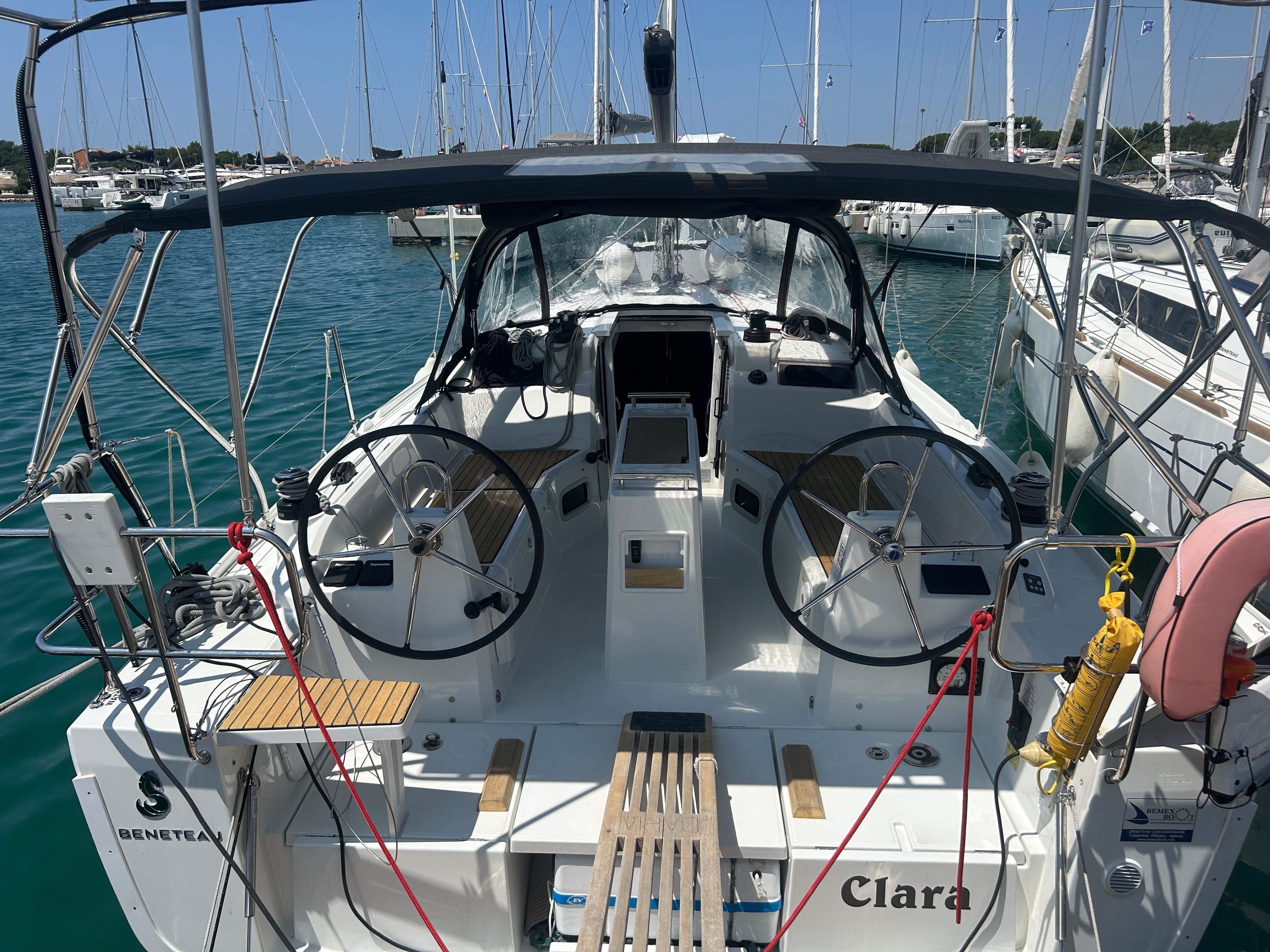 Beneteau Oceanis 34.1 | Clara
