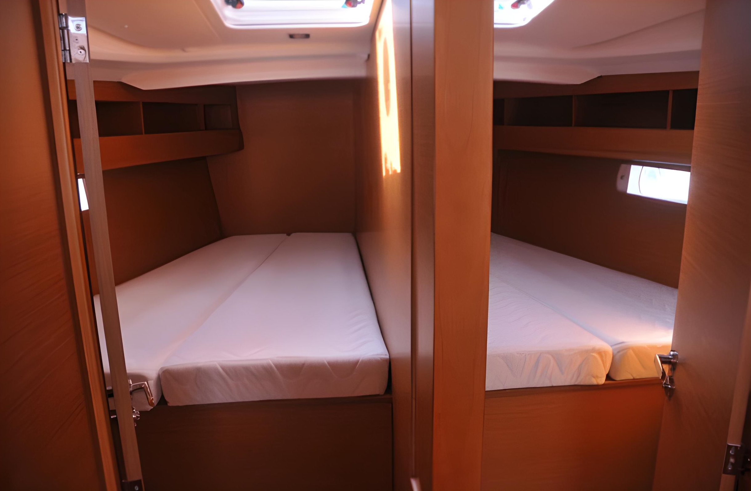 Jeanneau Sun Odyssey 479 | Tanqueray