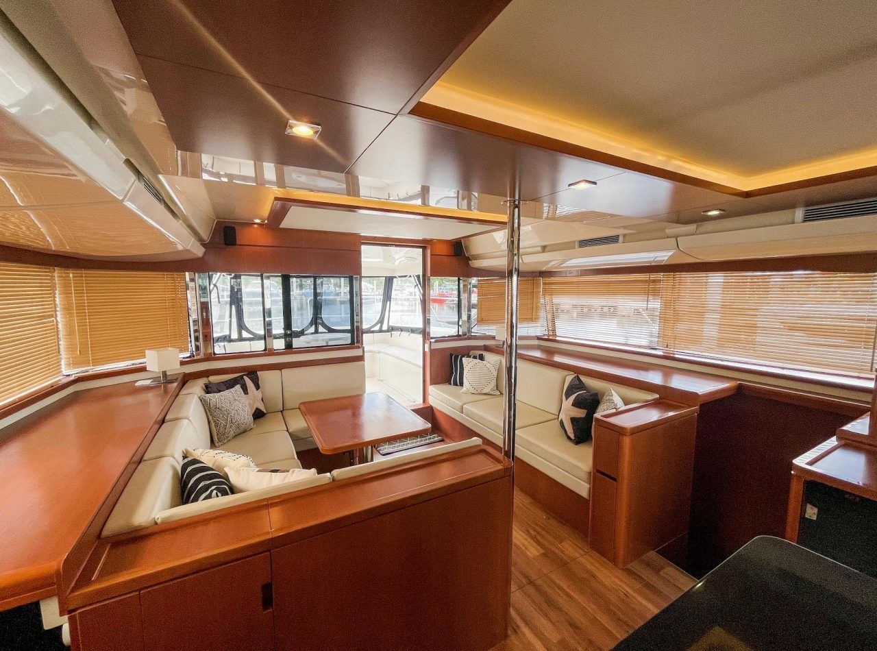 Aquila 48 | Three Quarters Full