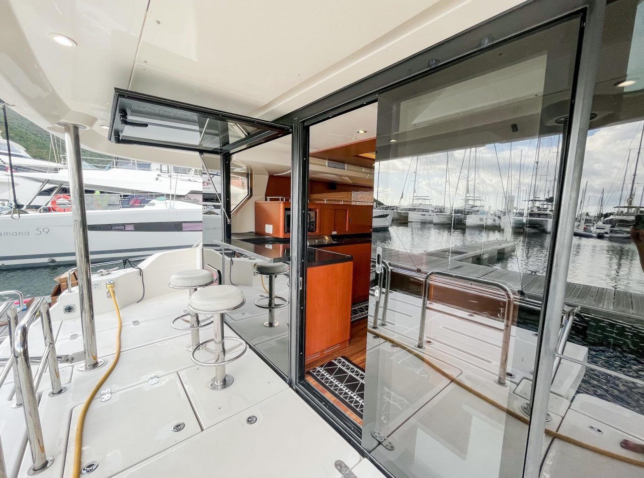 Aquila 48 | Three Quarters Full