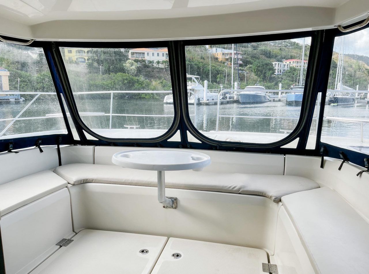 Aquila 48 | Three Quarters Full