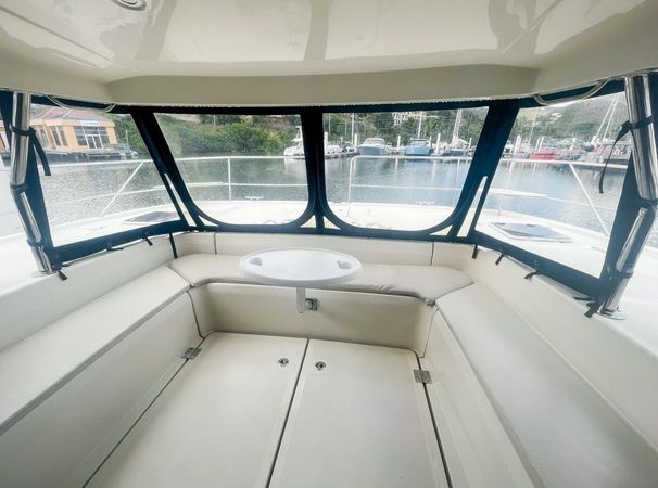 Aquila 48 | Three Quarters Full