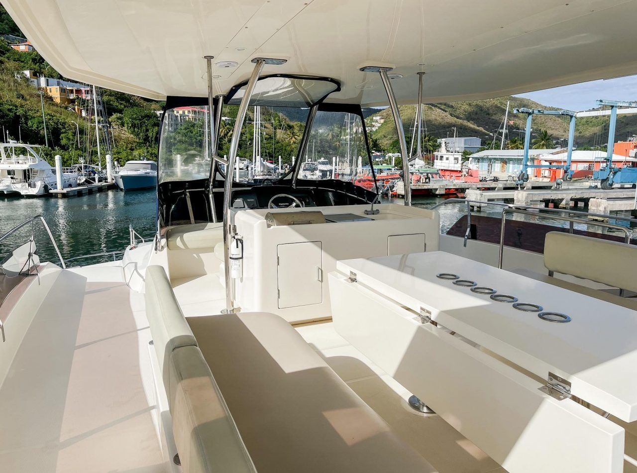 Aquila 48 | Three Quarters Full